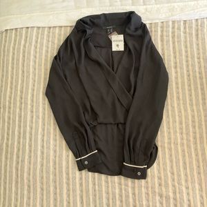 Women’s long sleeve blouse